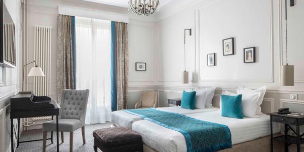 Bradford Elysées - Astotel, hotels in paris near eiffel tower, hotels near eiffel tower paris france, best hotels in paris with eiffel tower view, best hotels in paris with a view, best hotel in paris with view of eiffel tower, paris hotels with balcony view of eiffel tower, cheap hotels near eiffel tower paris france, hotels in paris france with eiffel tower view, paris hotel eiffel tower, hotels in paris france with view of eiffel tower, hotels near eiffel tower paris cheap, best paris hotels near eiffel tower