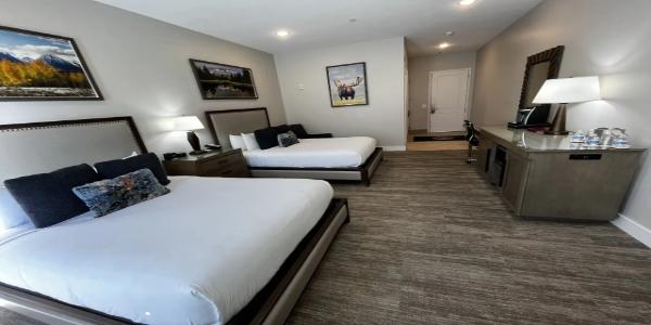 Huff House Inn and Cabins, hotels near Yellow Stone National Park, places to stay near Yellow Stone, hotels on Yellowstone, hotels in Yellowstone