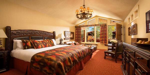 Rustic Inn Creekside Resort & Spa, hotels near Yellow Stone National Park, places to stay near Yellow Stone, hotels on Yellowstone, hotels in Yellowstone