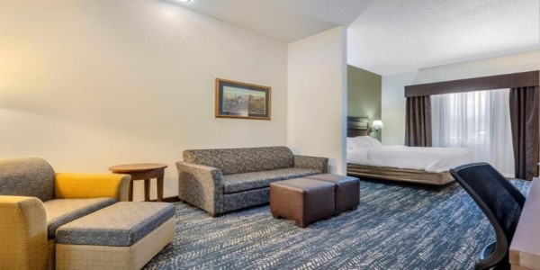 Comfort Inn & Suites Mt. Rushmore