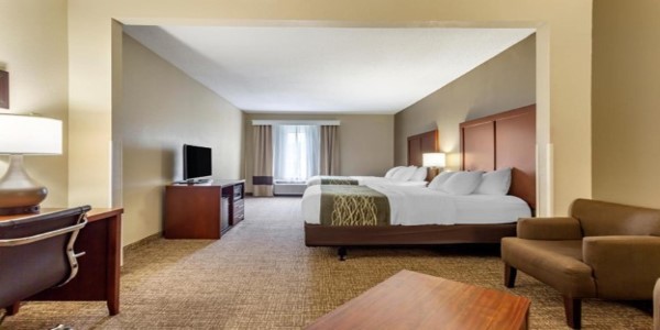 Comfort Inn & Suites