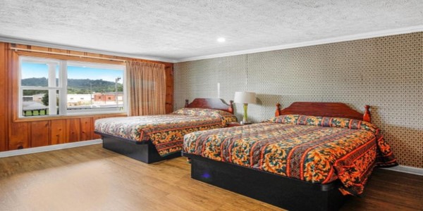 Horse Cave Motel