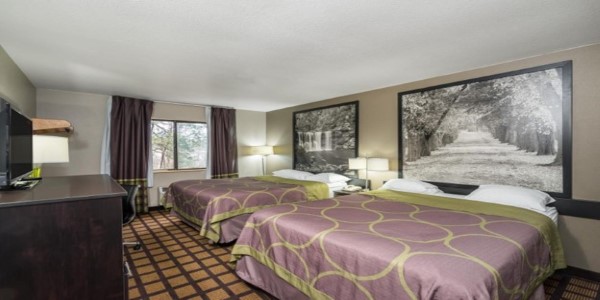 Super 8 by Wyndham Munfordville, KY