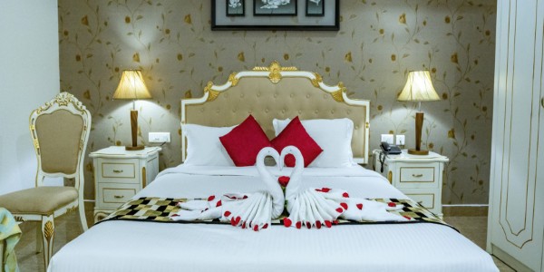 Hotel Sidhartha - Budget Hotel