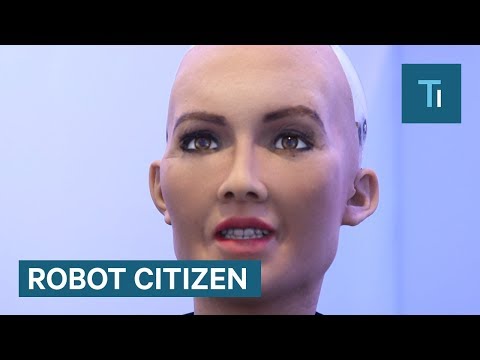 Sophia The Humanoid Robot Just Became A &#039;Robot Citizen&#039;